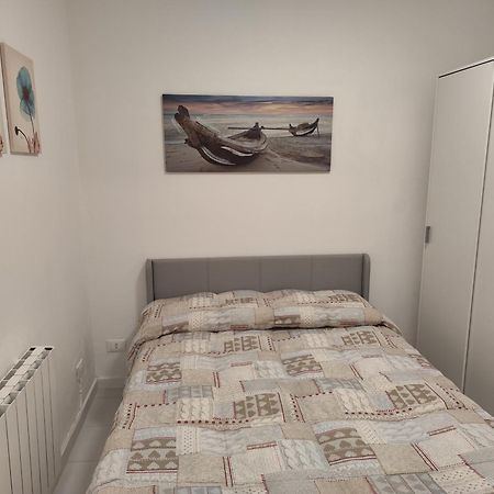 La Casa Di Anna, In Palazzina Liberty Fronte Parco Διαμέρισμα Bordighera Εξωτερικό φωτογραφία