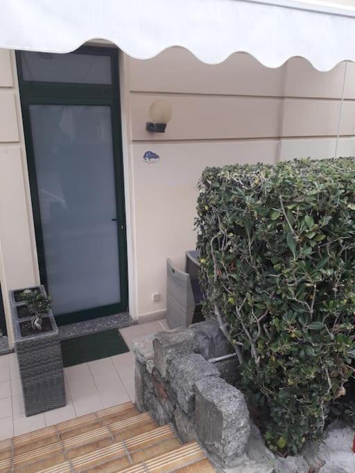 La Casa Di Anna, In Palazzina Liberty Fronte Parco Διαμέρισμα Bordighera Εξωτερικό φωτογραφία